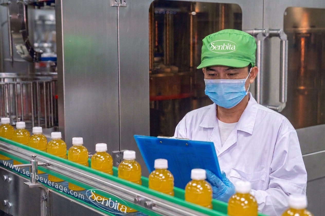 Mango Juice Drink with Nata de Coco