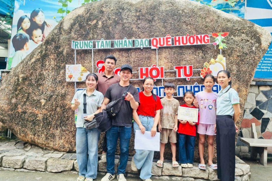 SENBITA Shares Care and Kindness at Que Huong Humanitarian Center 1